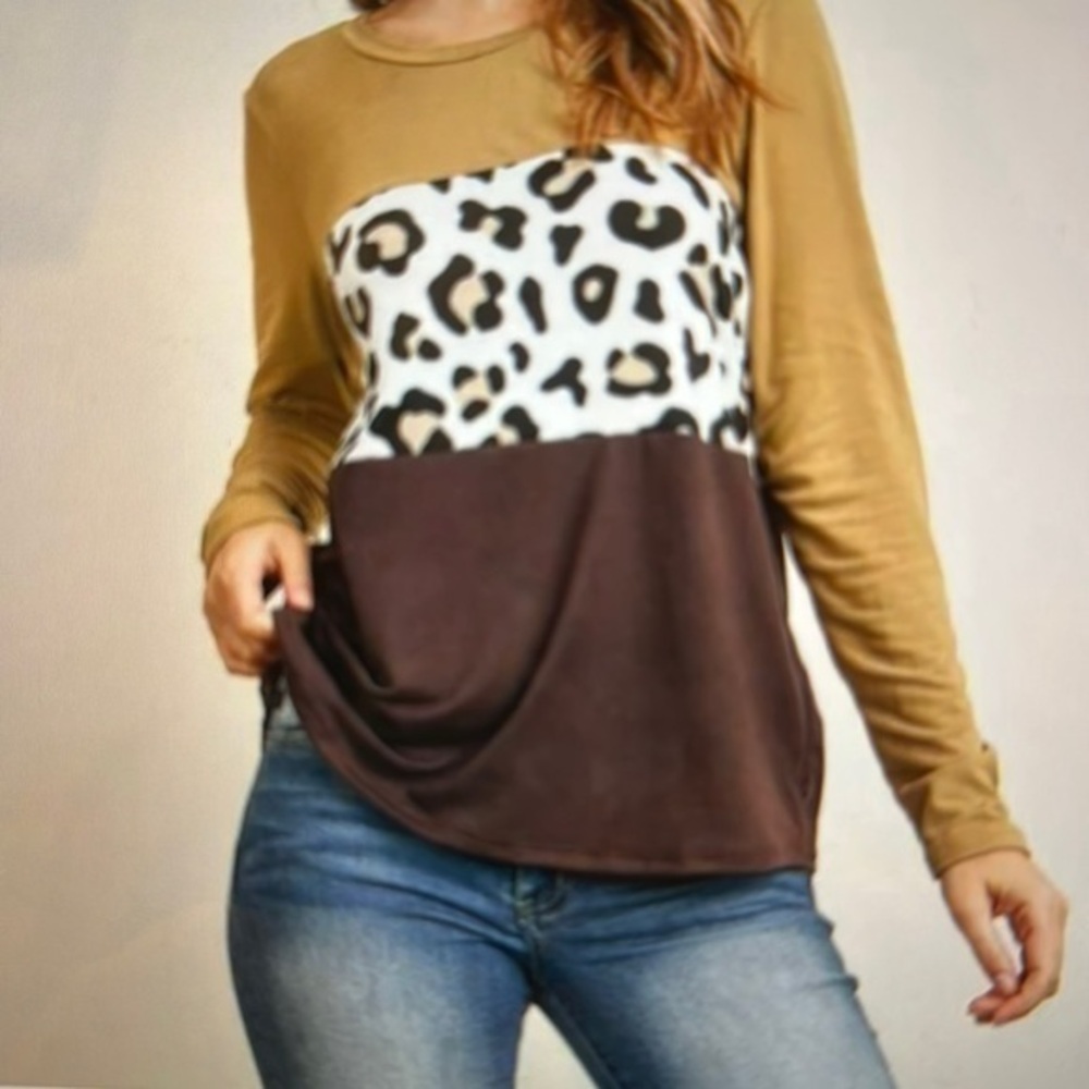 Long Sleeve Top Leopard Print Size Medium